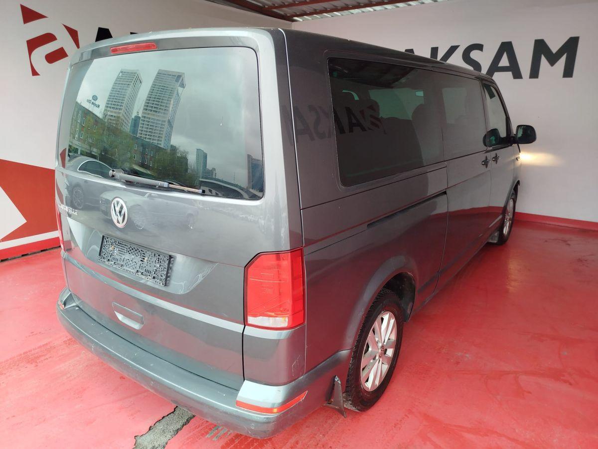 CARAVELLE BMT COMFORTLINE 2.0 TDI 8+1 LWB 150 DSG