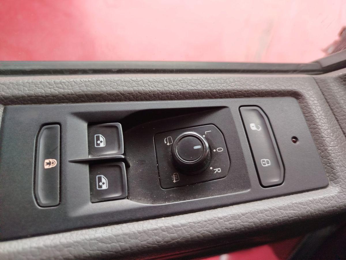 CARAVELLE BMT COMFORTLINE 2.0 TDI 8+1 LWB 150 DSG