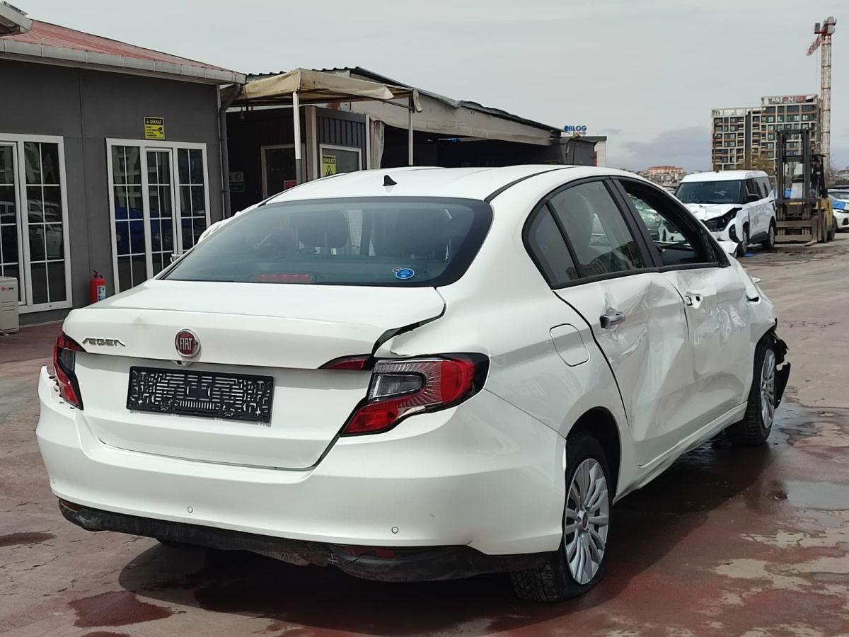 EGEA SEDAN EASY 1.4 FIRE 95 GSR