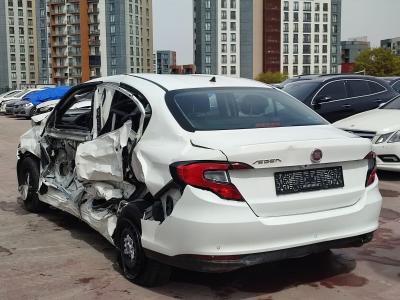 EGEA SEDAN EASY 1.4 FIRE 95 GSR