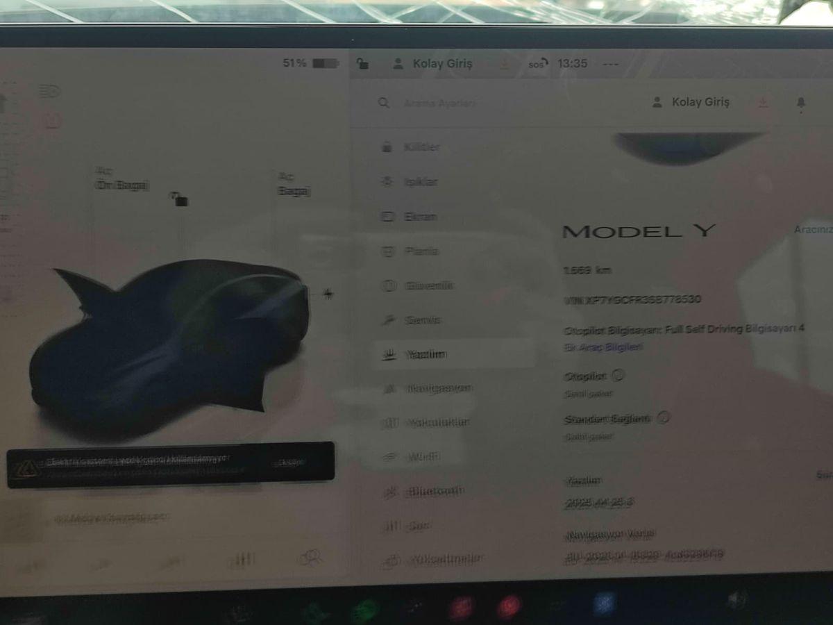 MODEL Y STANDART