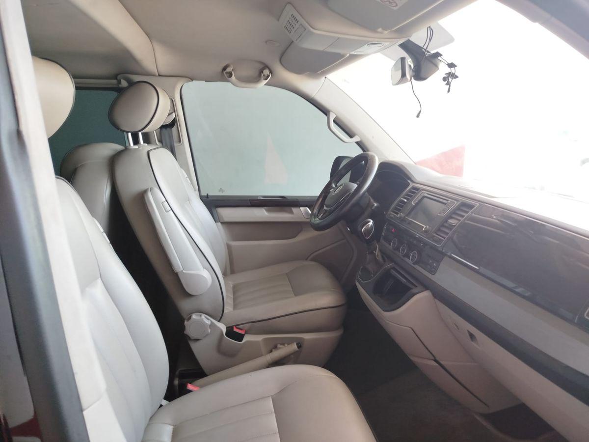 CARAVELLE HIGHLINE 2.0 TDI (8+1) LWB 204 DSG