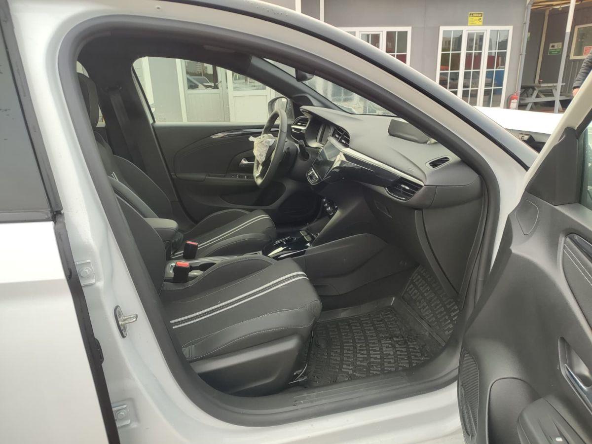 CORSA 1.2 130 AT8 ULTIMATE