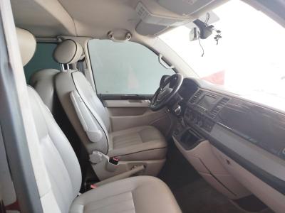 CARAVELLE HIGHLINE 2.0 TDI (8+1) LWB 204 DSG