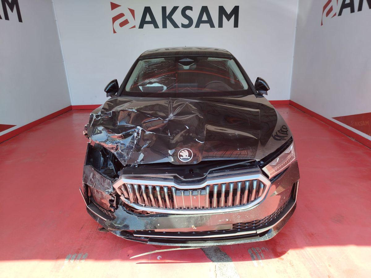 SUPERB 2.0 TDI 193 DSG 4X4 L&K CRYSTAL FL