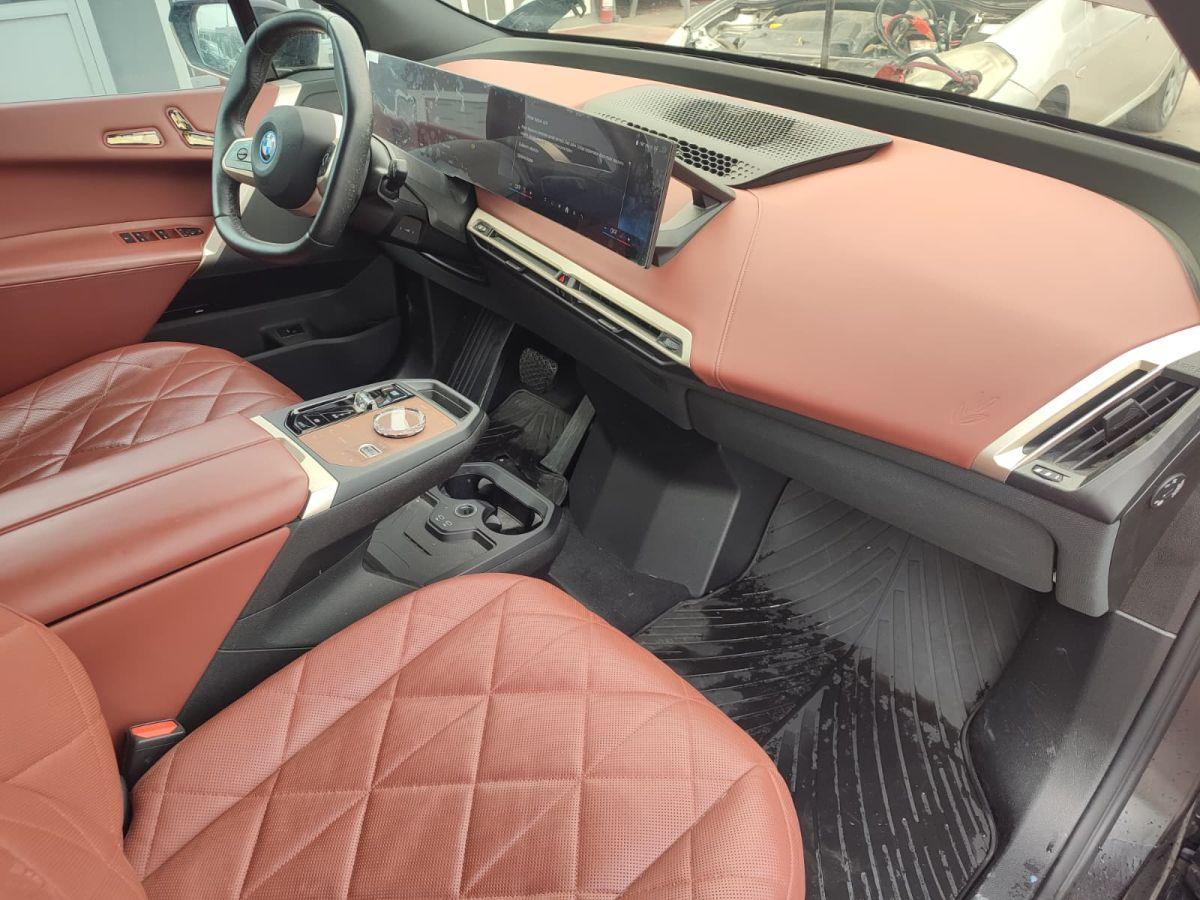 iX XDRIVE50 FIRST EDITION SPORT