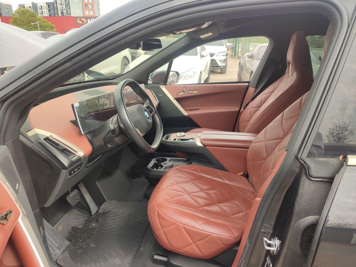 iX XDRIVE50 FIRST EDITION SPORT