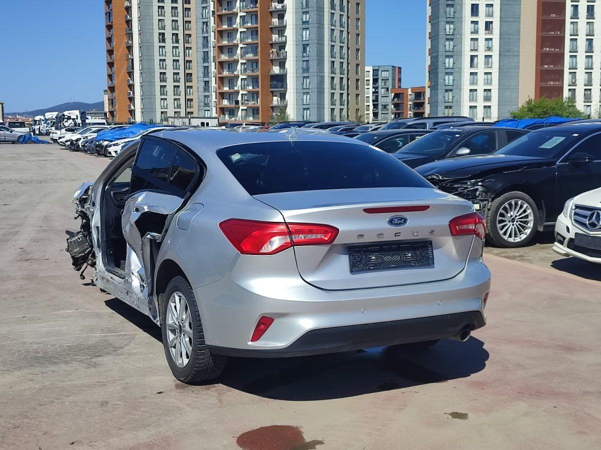 FOCUS TREND X 4 KAPI 1.5 ECOBLUE 115 8AT