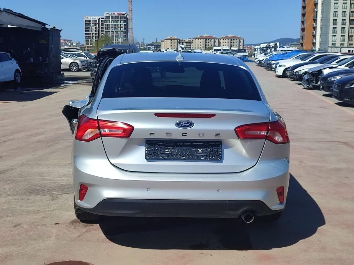 FOCUS TREND X 4 KAPI 1.5 ECOBLUE 115 8AT