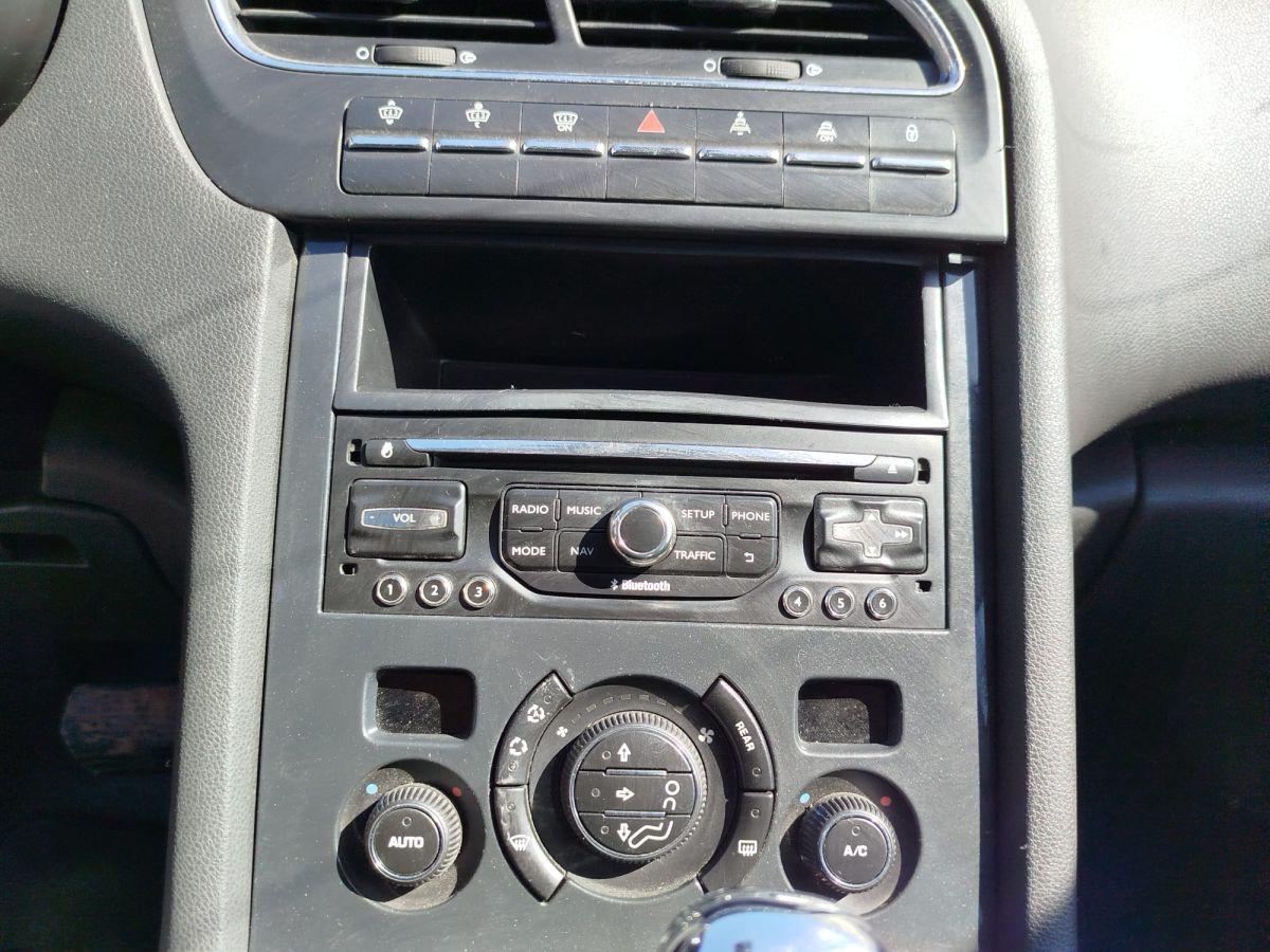 5008 ALLURE 1.6 e-HDI 115 AUTO6R