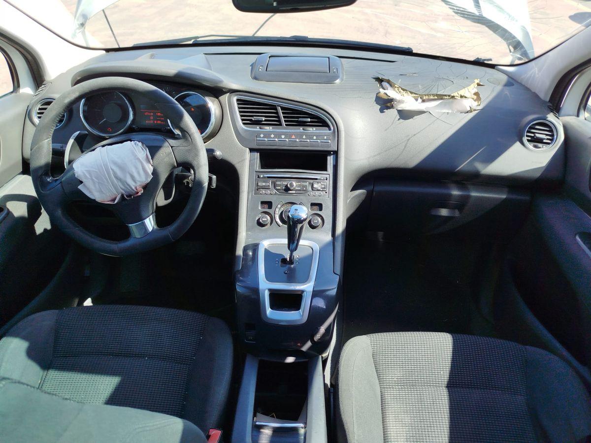 5008 ALLURE 1.6 e-HDI 115 AUTO6R