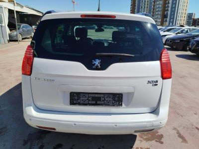 5008 ALLURE 1.6 e-HDI 115 AUTO6R